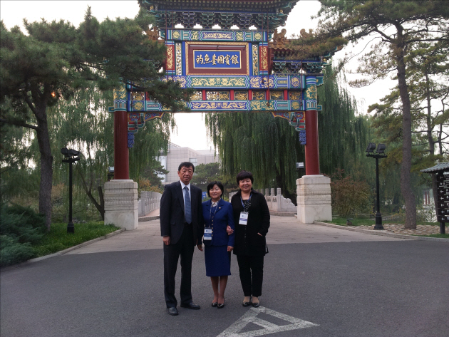 쉬하이펑중화인민공화국철도청장과 국토자원부왕워이국장과함께 조어대국빈관에서기념촬~